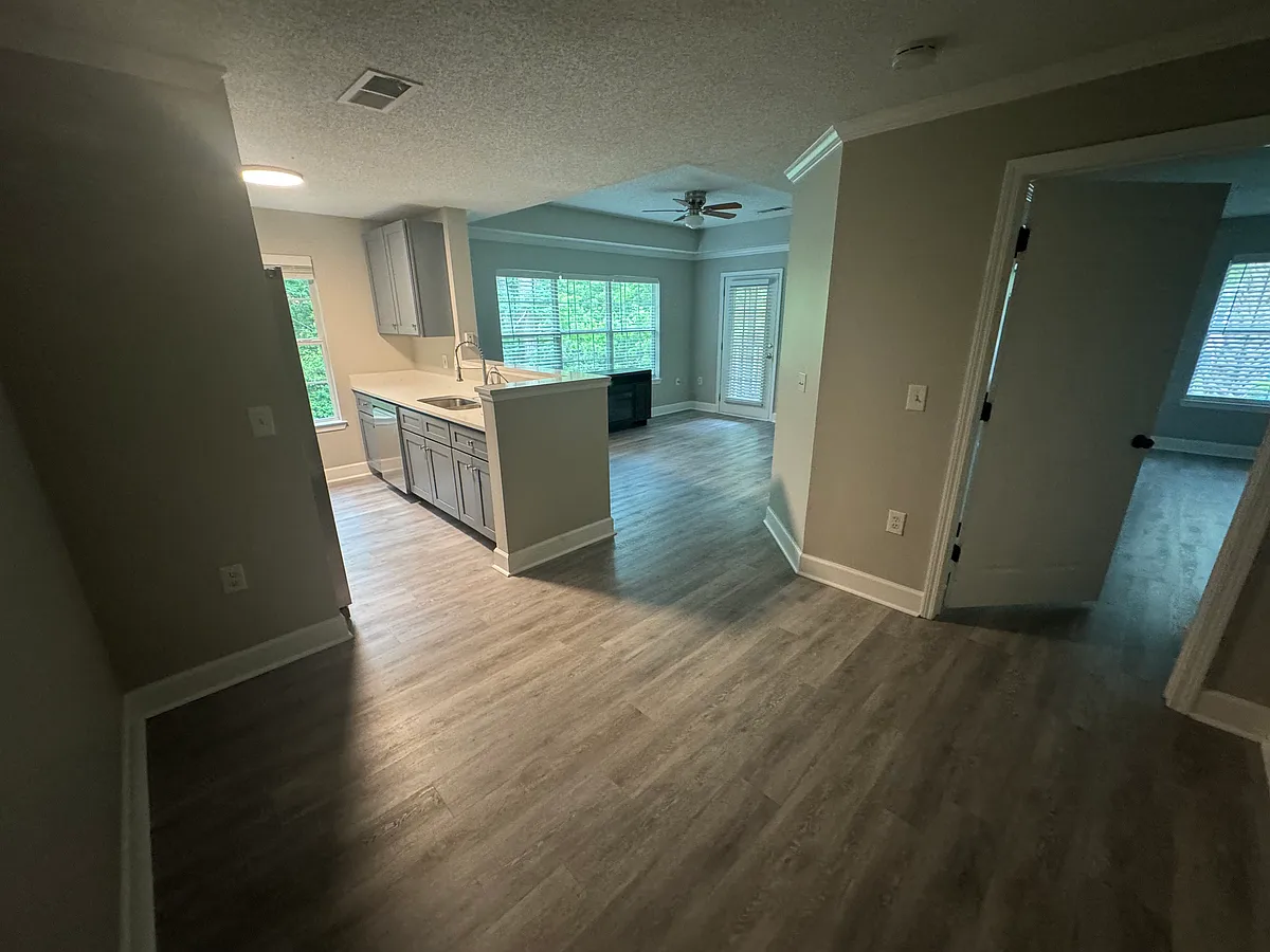Building Photo - 50 Pebble Beach Cv #H216