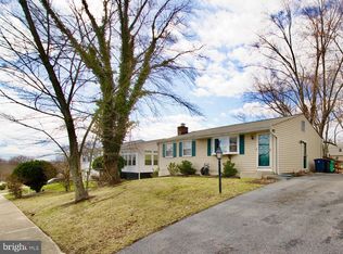 12211 Windbrook Dr, Clinton, MD 20735