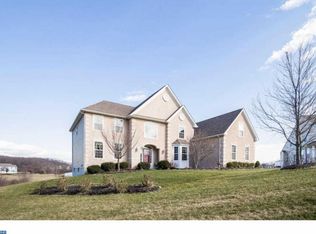 25 Gabe Cir, Downingtown, PA 19335