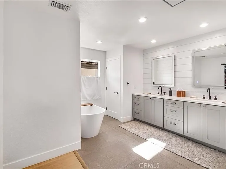 4912 Seapine Cir — Photo 26