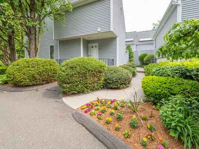 24 Wilton Crest #24, Wilton, CT, 06897