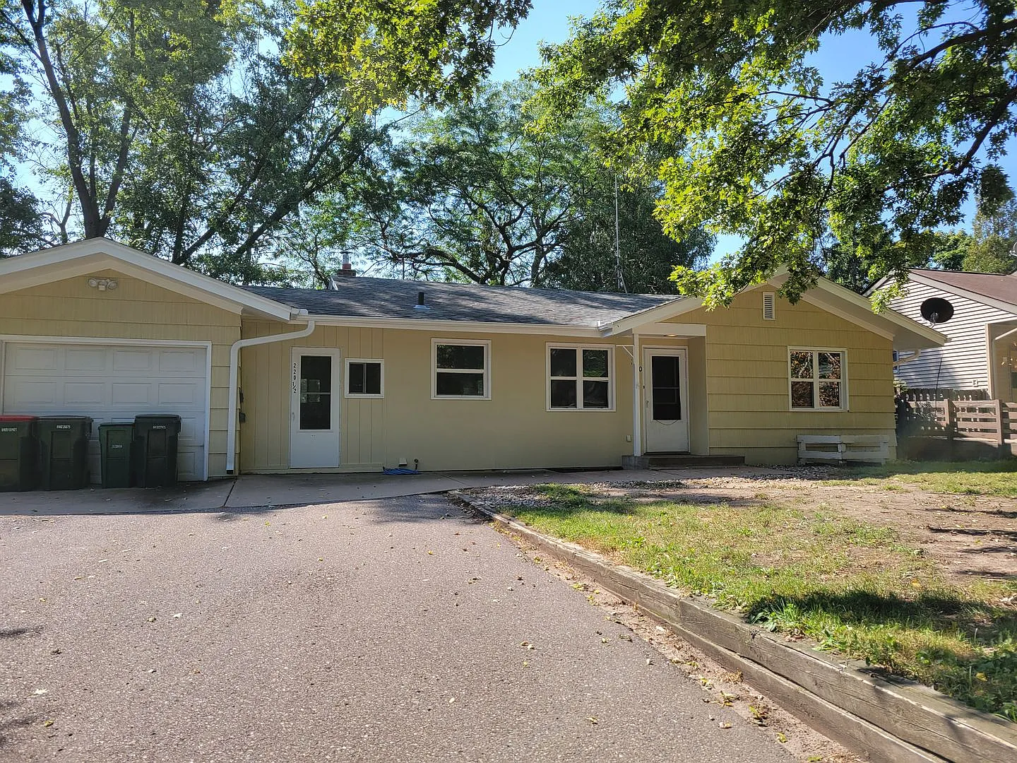 220 Church St — Photo 3