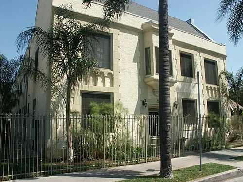 221 N Avenue 52 #9 Photo 1