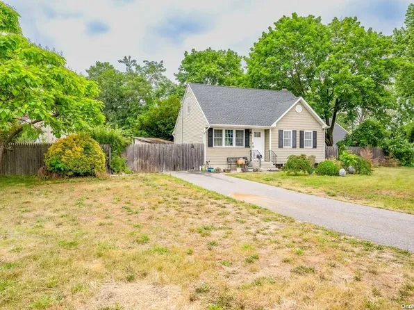 187 Front Avenue, Brentwood, NY 11717