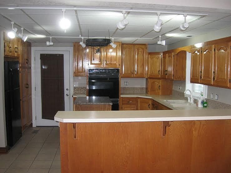 1st image of 509 Gillis St APT 1