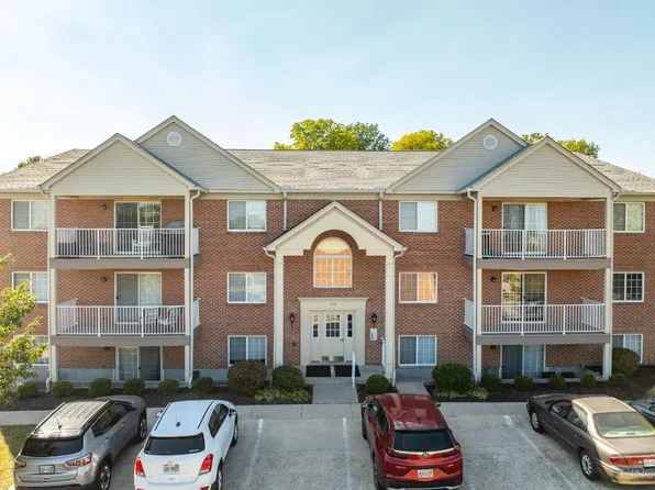 3335 Emerald Lakes Dr Unit 2D, Cincinnati, OH 45211