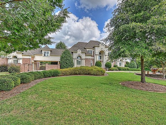 3rd image of 4049 Blossom Hill Dr #L108