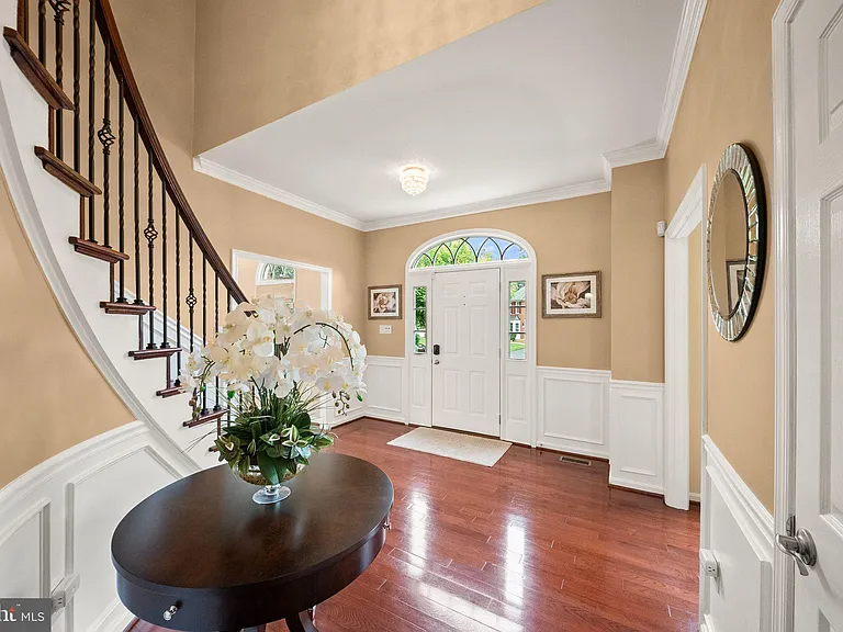 5667 Lonesome Dove Ct — Photo 12