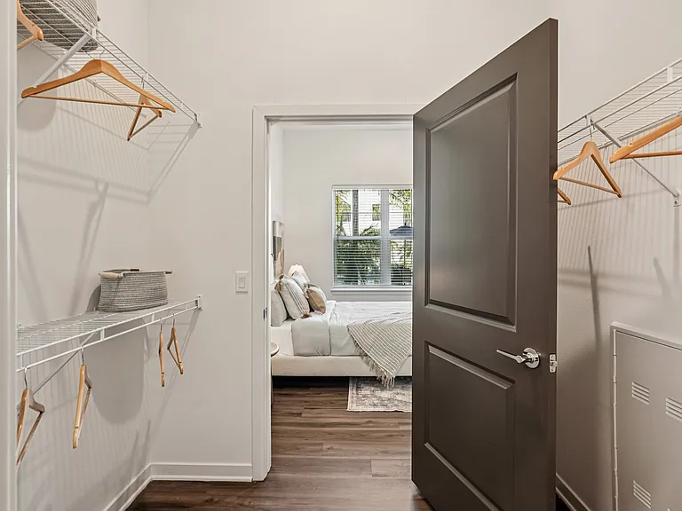 The Stadler Luxury Apartments — Photo 31