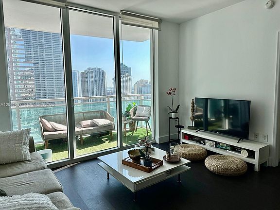 5th image of 950 Brickell Bay Dr APT 2406
