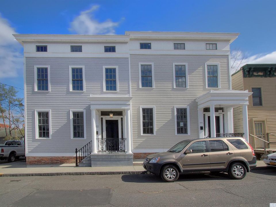 1st image of 104 Union St