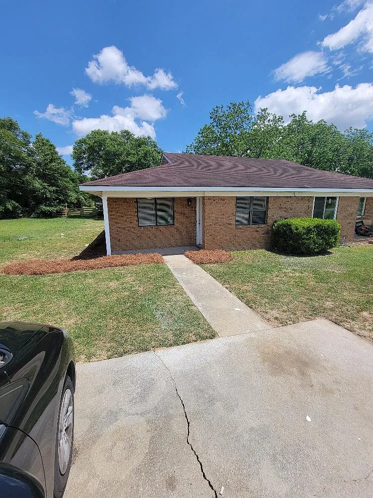 2 bed, 905 sqft, $1,200 — Photo 3