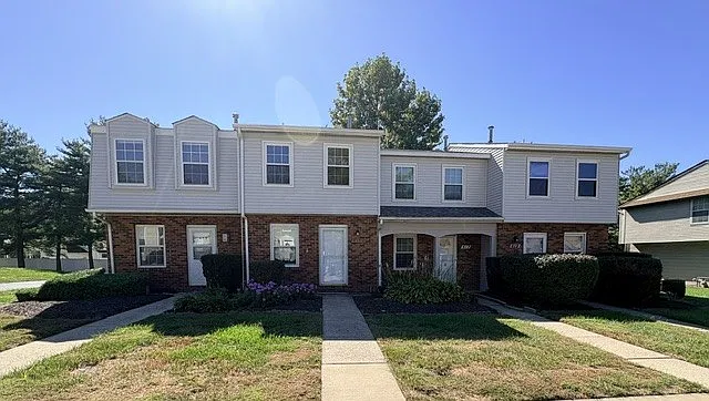 415 Colleen Dr