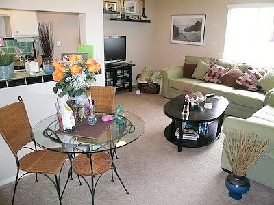 3rd image of 1939 Argyle Ave APT 31