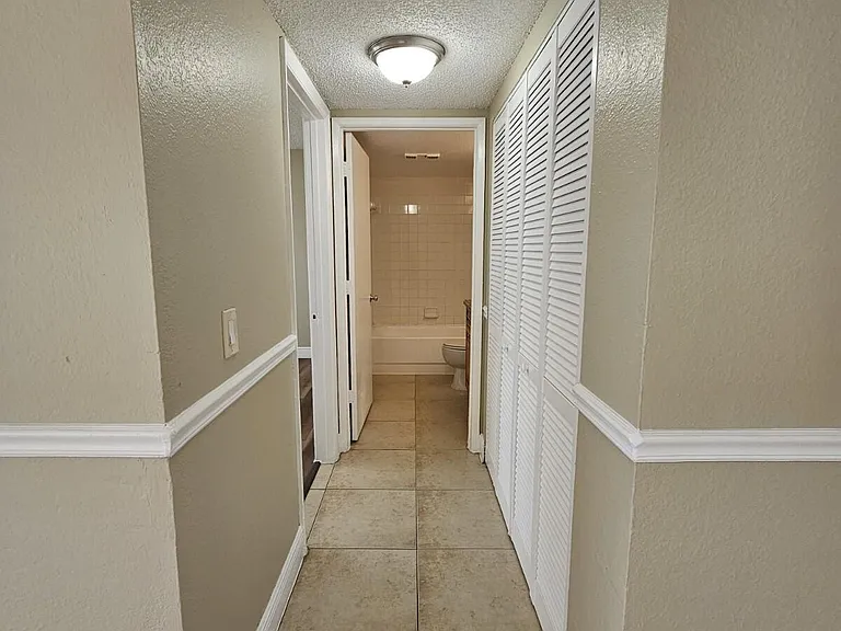 1440 Windorah Way #B — Photo 5