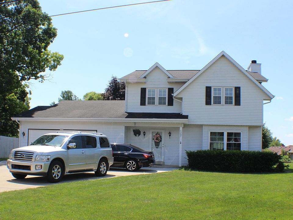 1st image of 3207 W Grange Ave