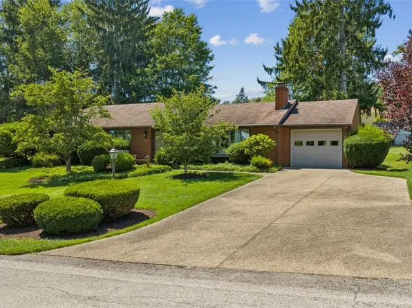 127 Allan Dr, Beaver, PA 15009