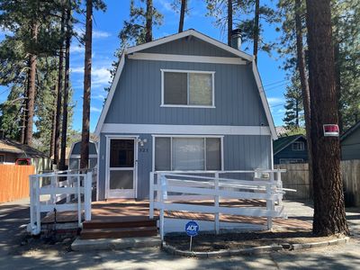 321 W Country Club Blvd, Big Bear City, CA, 92314