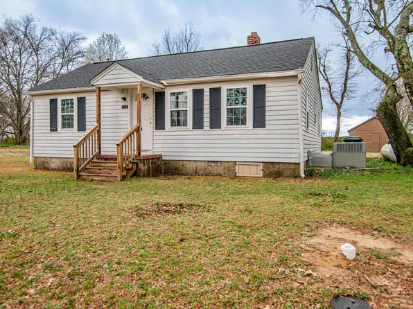 208 Wheeler St, Roanoke Rapids, NC 27870