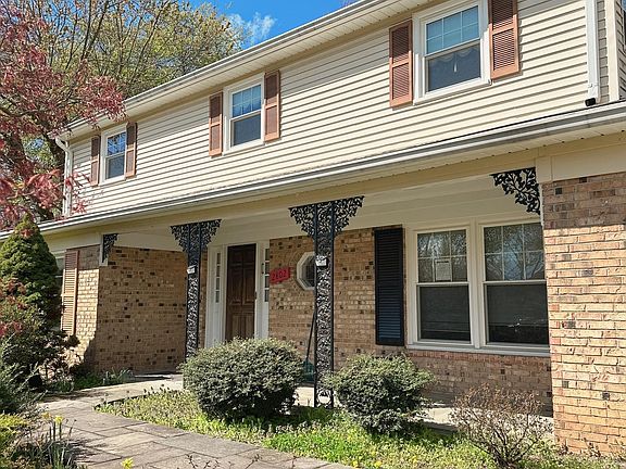 3rd image of 2800 Schafflind Ct #201