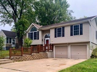 5301 N White Ave, Kansas City, MO 64119