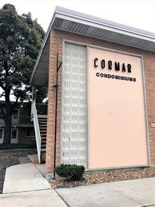 4215 W 95th St APT 1A, Oak Lawn, IL, 60453