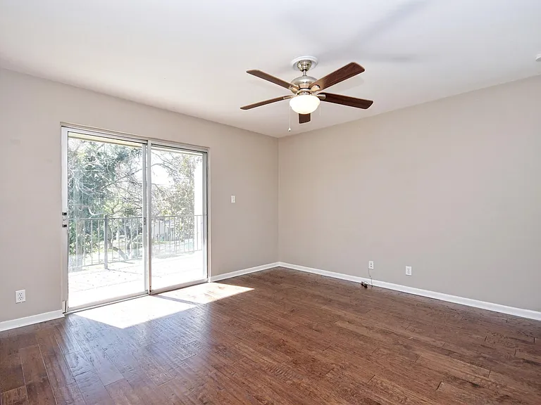 100 Lido Cir #G2 — Photo 17