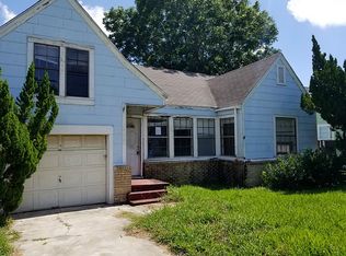 1110 W 4th St, Freeport, TX 77541