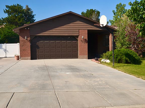 2nd image of 768 Crestview Dr