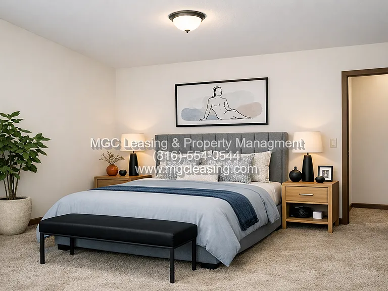 3557-3563 NE Independence Cir — Photo 6