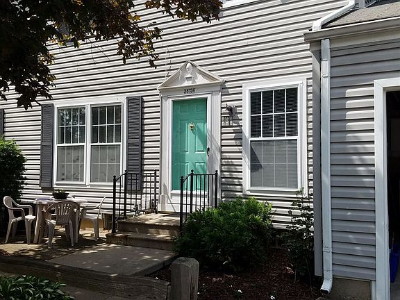 Front Door Barnstable 2019