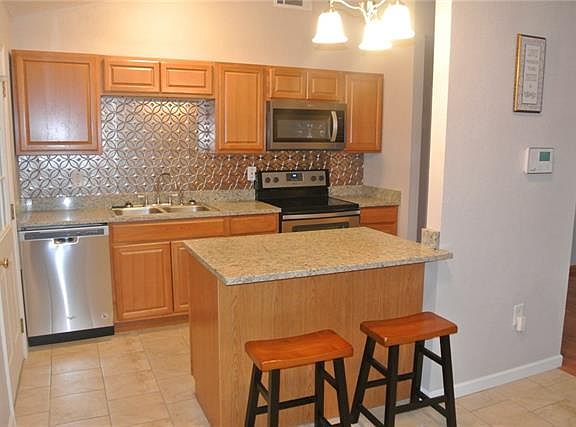 3rd image of 3428 Caminada Dr