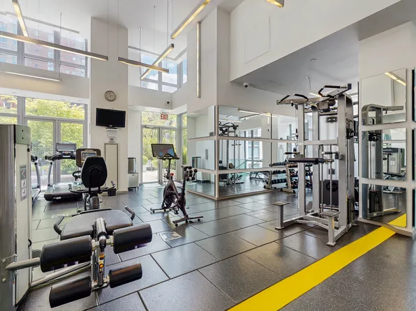 310 West 52nd Street image 10 of 25