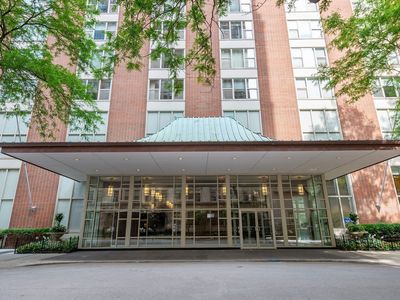 1325 N State Pkwy APT 8E, Chicago, IL, 60610