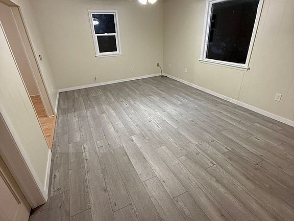 2nd image of 106 Cherry St