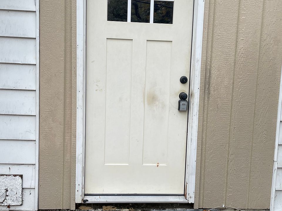 1st image of 328 Mitchell St #B