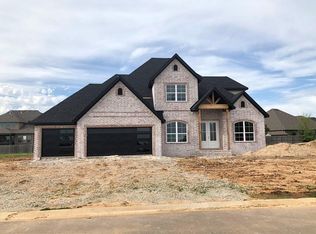 1406 SW Breeze Ct, Bentonville, AR 72713