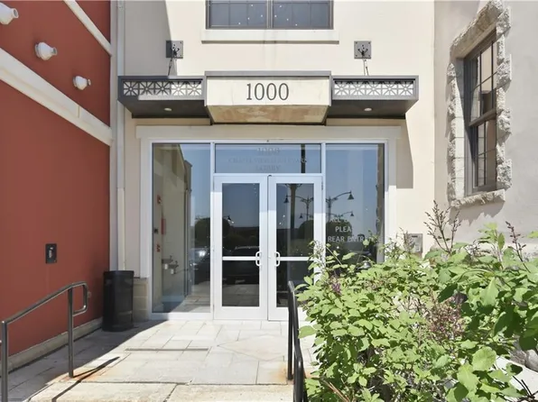 1000 Chapel View Blvd Unit 306, Cranston, RI 02920