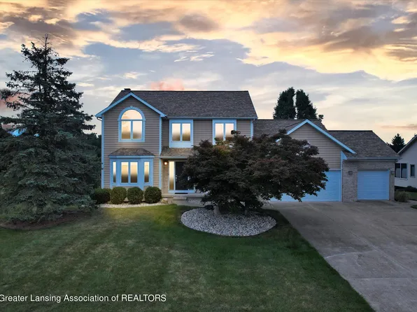 5097 Killarney Dr, Holt, MI 48842