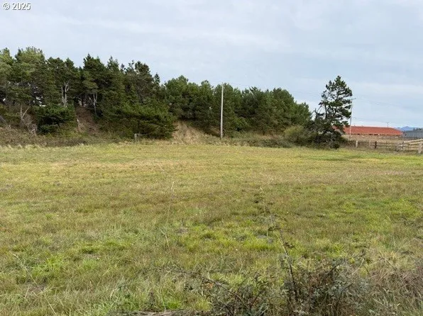 Seales Rd, Warrenton, OR 97146