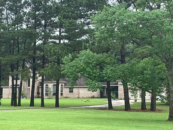 3rd image of 23993 Mossy Oaks Dr