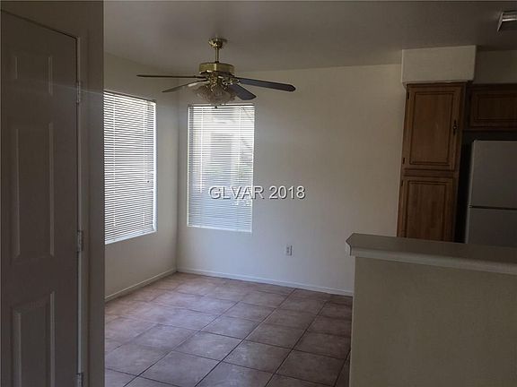 4th image of 5710 E Tropicana Ave Unit 1074