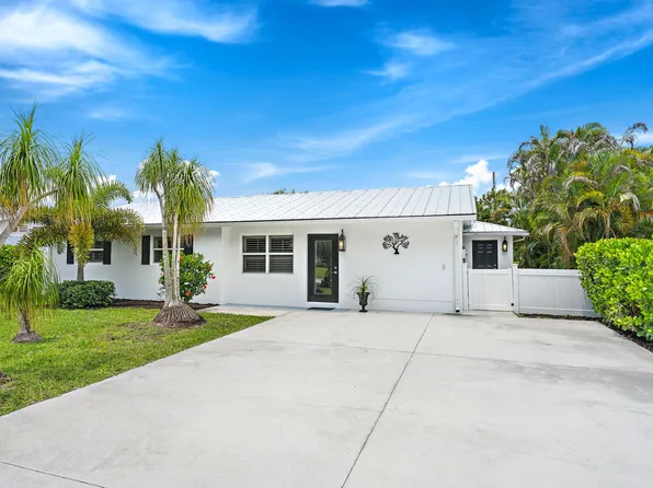 19144 SE Arnold Drive, Tequesta, FL 33469
