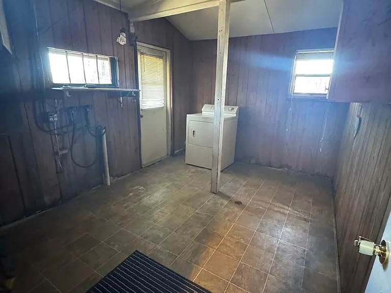 630 N Crooked Lake Dr — Photo 26