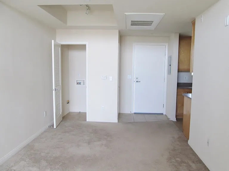 Lido Apartments - 3707 Motor Ave — Photo 5