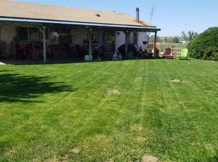 70 Laurie Ln, Pasco, WA 99301