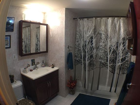 5th image of 34-20 Crescent St #1A