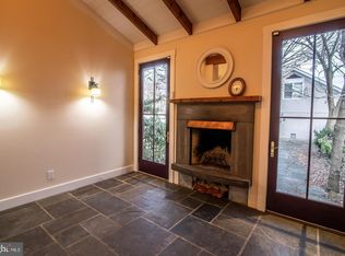 216 N Braddock St, Winchester, VA 22601
