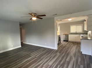4001 Pickfair Ln, Bacliff, TX 77518