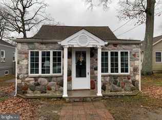 234 Elizabeth Ave, Toms River, NJ 08753